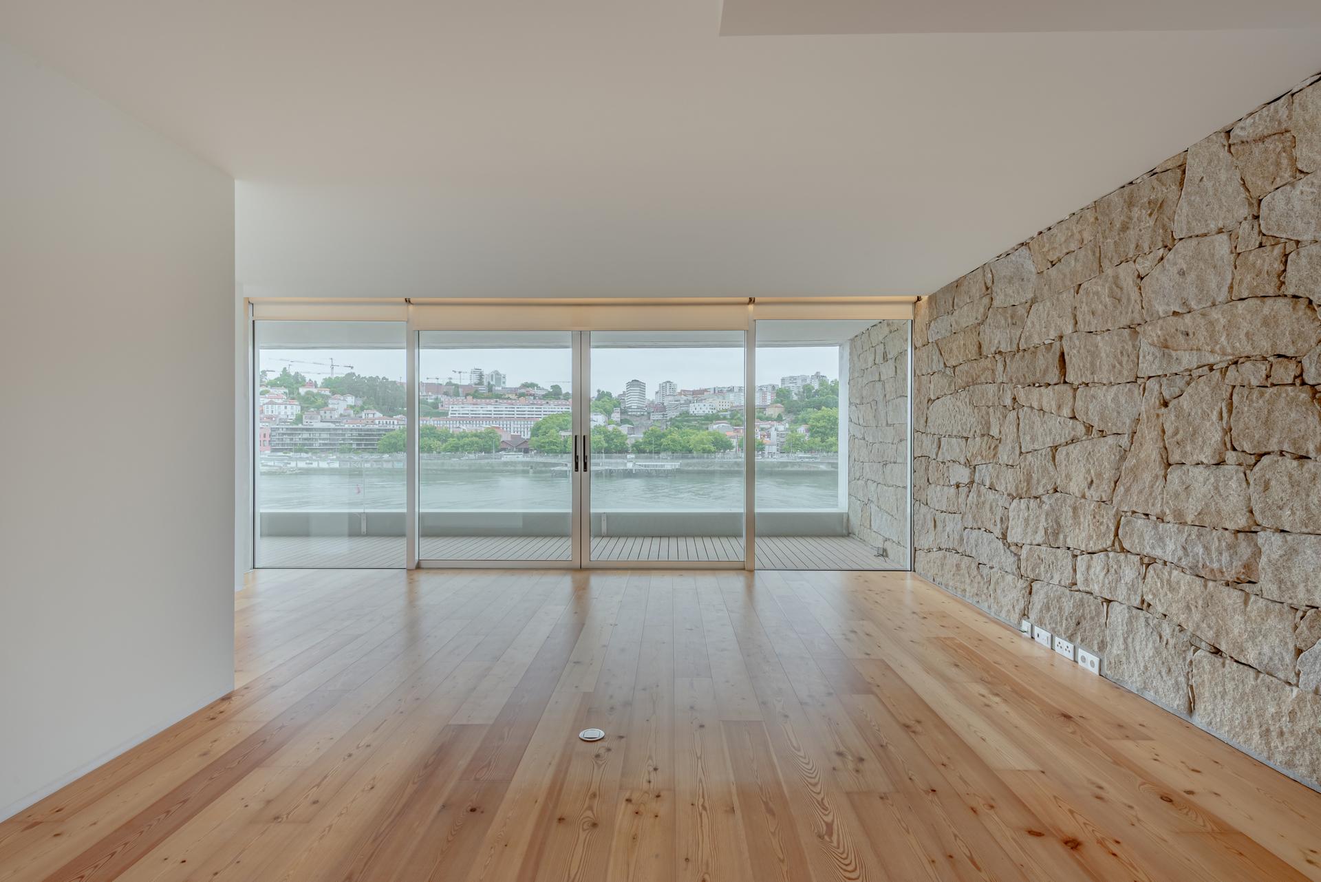 Apartment in Vila Nova de Gaia (97550) — photograph 2