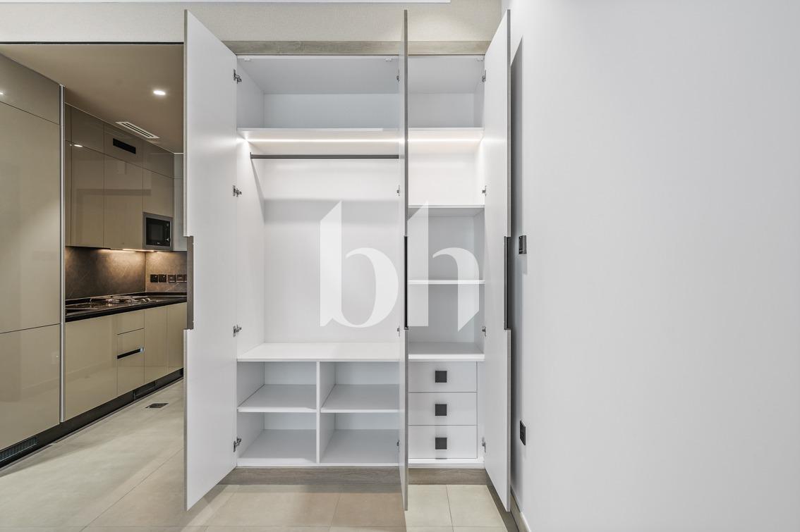 Myka Residence — photograph 4