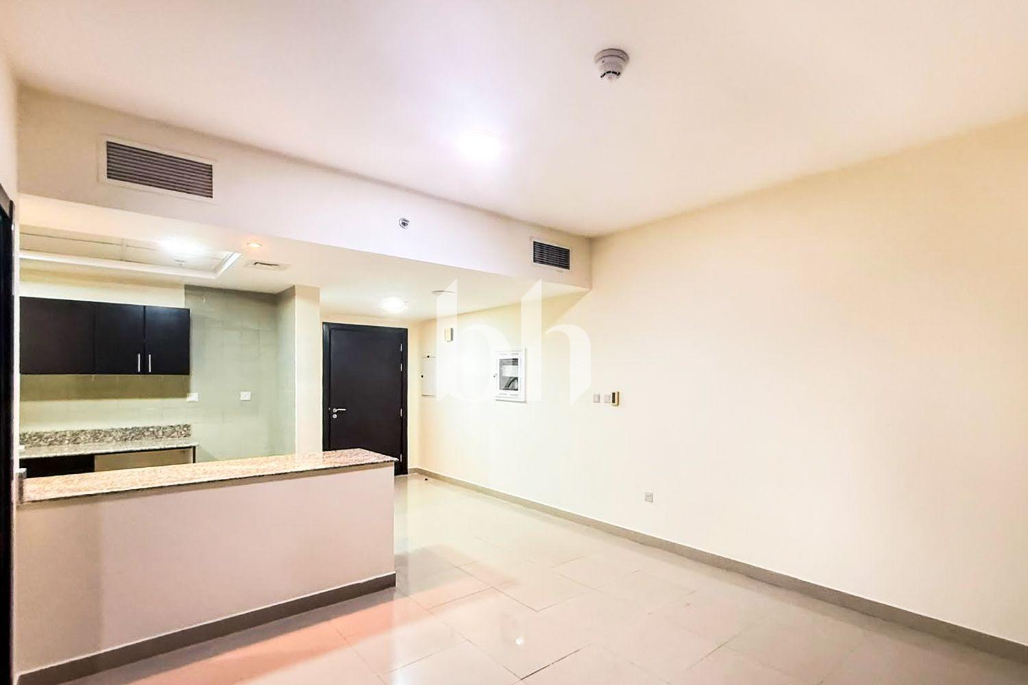 Red Residency — photograph 2